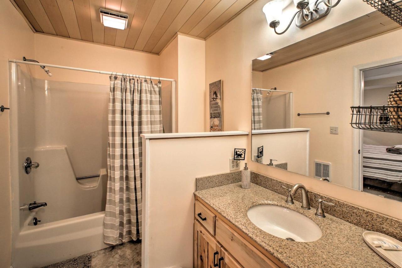 Updated Loon Townhome With Mtn Views And Ski Shuttle! リンカーン エクステリア 写真