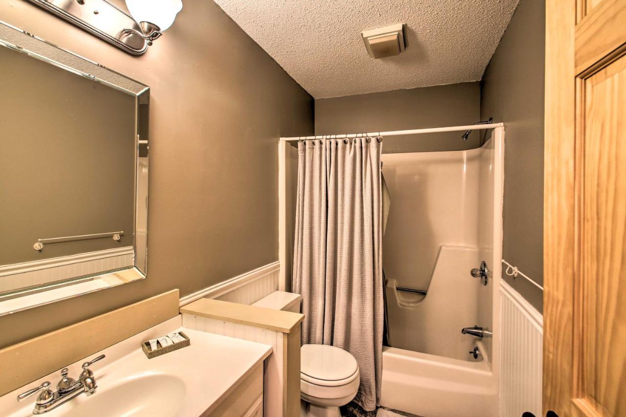 Updated Loon Townhome With Mtn Views And Ski Shuttle! リンカーン エクステリア 写真
